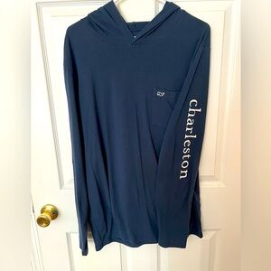 Vineyard Vines Charleston hoodie t-shirt size large